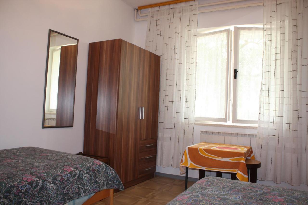 Sobe Vrabec Apartment Порторож Екстериор снимка